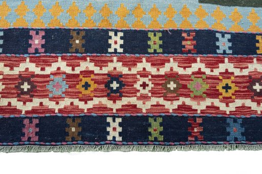 Central medallion detail of New Modern Design rug from Iran / Persia