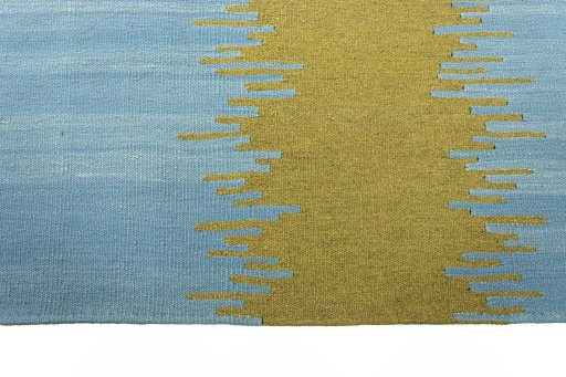 Central medallion detail of New Modern Design rug from Iran / Persia
