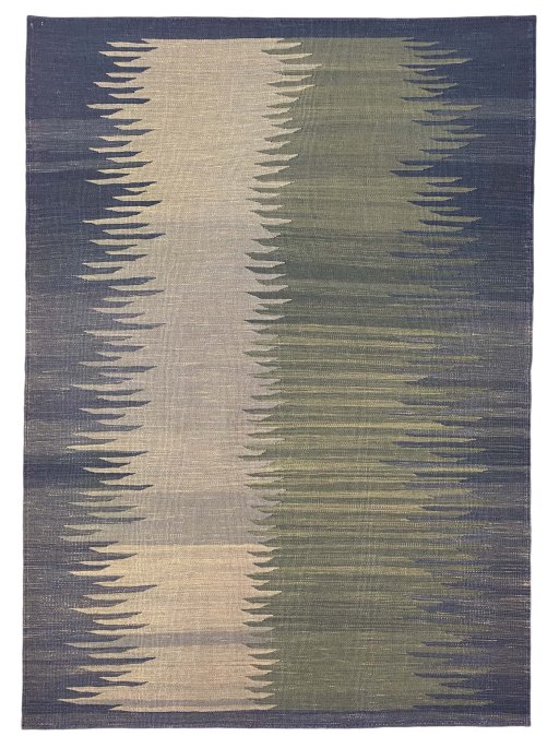 Corner detail of New Modern Design rug showing border pattern and Wool pile