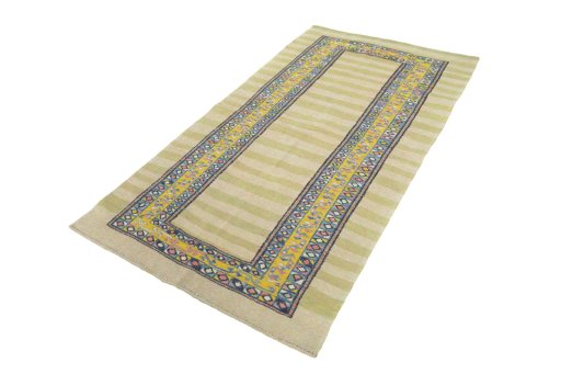 Corner detail of New Modern Design rug showing border pattern and Wool pile