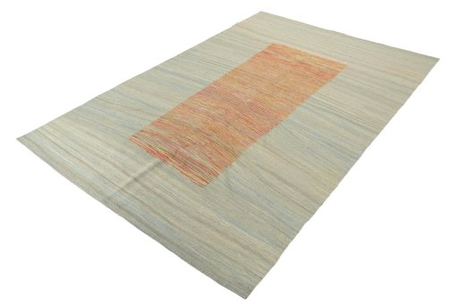Corner detail of New Modern Design rug showing border pattern and Wool pile