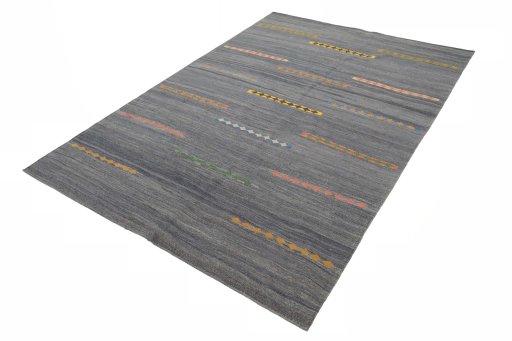 Corner detail of New Modern Design rug showing border pattern and Wool pile