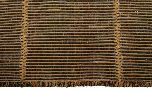Central medallion detail of New Modern Design rug from Iran / Persia