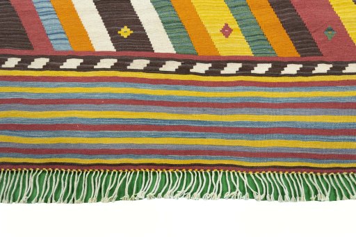 Central medallion detail of New Modern Design rug from Iran / Persia