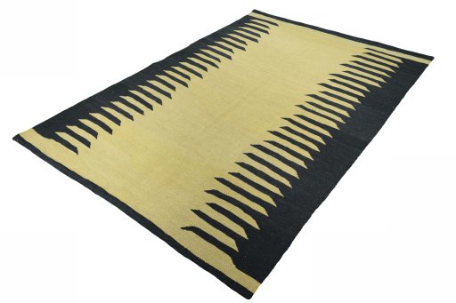 Corner detail of New Modern Design rug showing border pattern and Wool pile