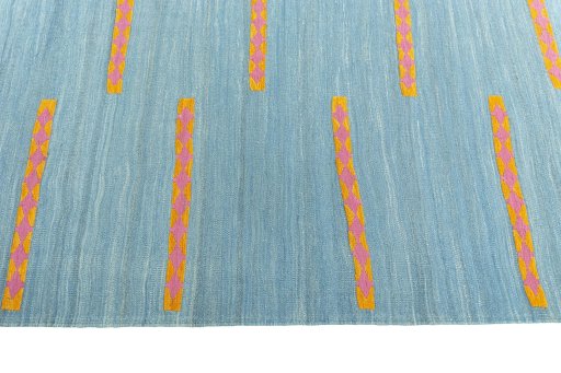 Close-up detail of New Modern Design rug from Iran / Persia showing Wool weave