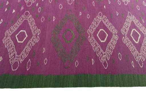 Close-up detail of New Modern Design rug from Iran / Persia showing Wool weave