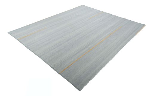 Corner detail of New Modern Design rug showing border pattern and Wool pile