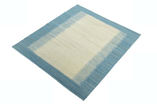 Corner detail of New Modern Design rug showing border pattern and Wool pile