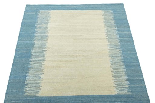 Close-up detail of New Modern Design rug from Iran / Persia showing Wool weave