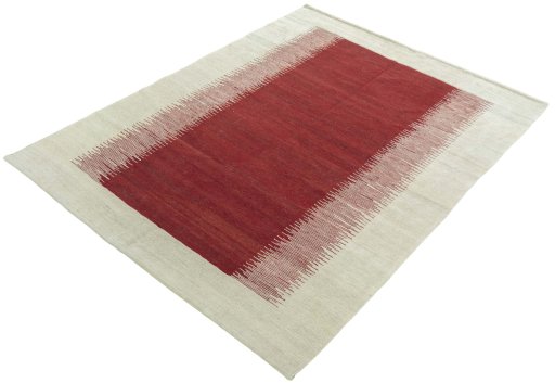 Corner detail of New Modern Design rug showing border pattern and Wool pile