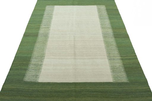 Close-up detail of New Modern Design rug from Pakistan showing Wool weave