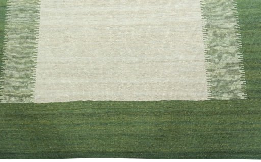 Central medallion detail of New Modern Design rug from Pakistan