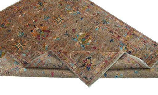 Central medallion detail of New Farahan rug from Pakistan