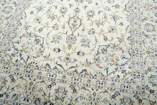 Close-up detail of 2000s Kashan rug from Iran / Persia showing Wool weave