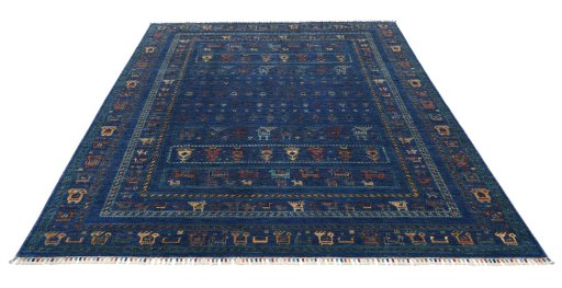 Surface texture of New Samarkand rug with natural Wool and intricate pattern