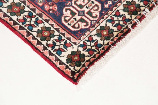 Surface texture of New Abadeh rug with natural Wool and intricate pattern