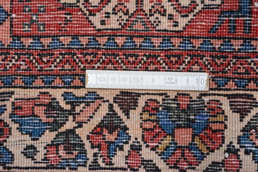 Central medallion detail of 2000s Abadeh rug from Iran / Persia