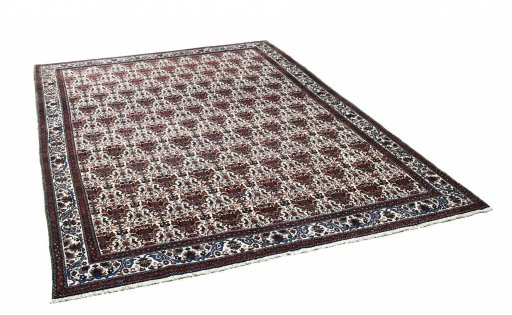 Corner detail of 1950s Abadeh rug showing border pattern and Wool pile
