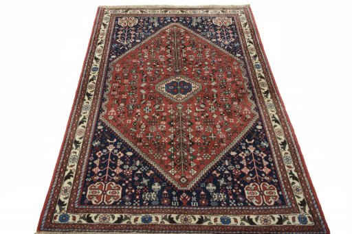 Surface texture of New Abadeh rug with natural Wool and intricate pattern