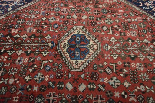 Central medallion detail of New Abadeh rug from Iran / Persia