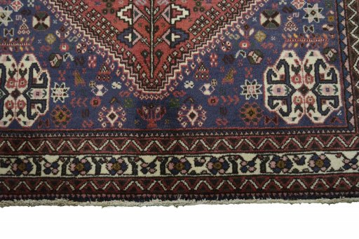 Close-up detail of 2000s Abadeh rug from Iran / Persia showing Wool weave