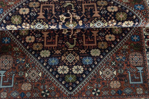 Corner detail of New Abadeh rug showing border pattern and Wool pile