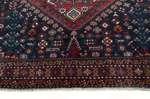 Close-up detail of 1950s Abadeh rug from Iran / Persia showing Wool weave