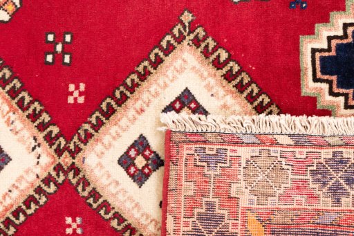 Close-up detail of 1975s Afshar rug from Iran / Persia showing Wool weave