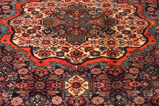 Corner detail of 2018s Ardebil rug showing border pattern and Wool pile