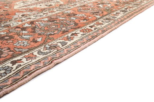 Central medallion detail of 1940s Bakhtiar rug from Iran / Persia