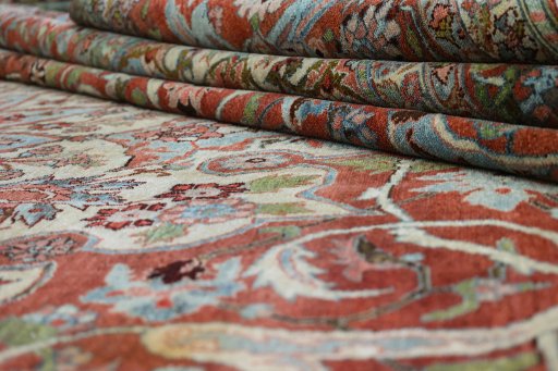 Full view of 1930s Bakhtiar rug from Iran / Persia, 433 × 315 cm in Red tones