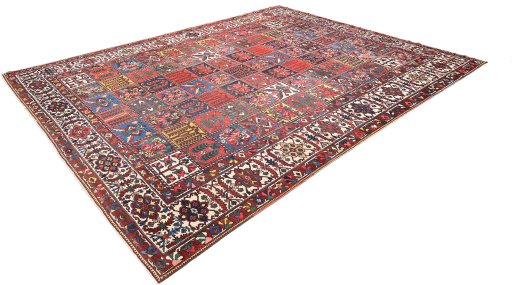 Corner detail of 1920s Bakhtiar rug showing border pattern and Wool pile