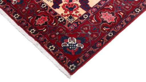 Central medallion detail of 1960s Bakhtiar rug from Iran / Persia