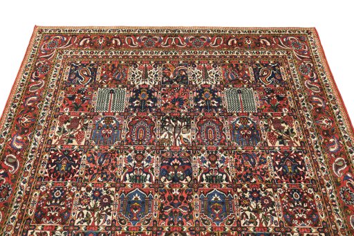 Surface texture of 1950s Bakhtiar rug with natural Wool and intricate pattern