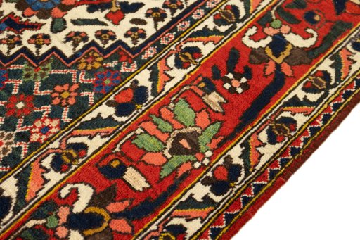 Close-up detail of 1940s Bakhtiar rug from Iran / Persia showing Wool weave