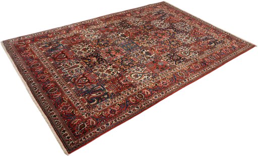 Close-up detail of 1930s Bakhtiar rug from Iran / Persia showing Wool weave