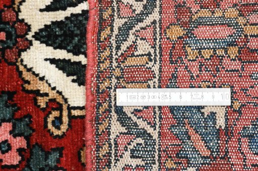 Close-up detail of 1950s Bakhtiar rug from Iran / Persia showing Wool weave