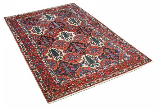 Corner detail of 1950s Bakhtiar rug showing border pattern and Wool pile