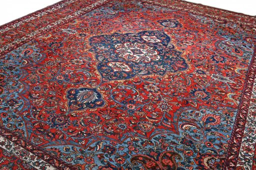 Central medallion detail of 1930s Bakhtiar rug from Iran / Persia
