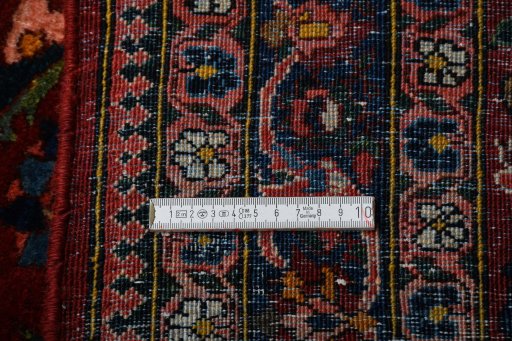Central medallion detail of 1930s Bakhtiar rug from Iran / Persia