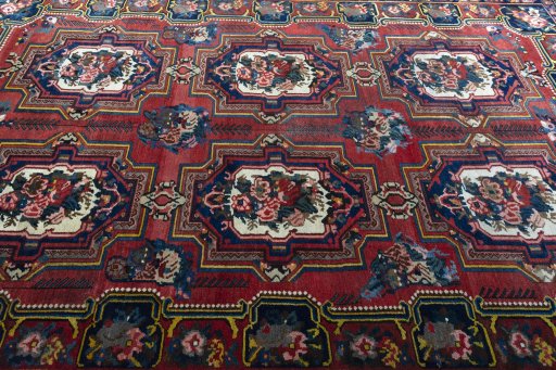 Central medallion detail of 1930s Bakhtiar rug from Iran / Persia