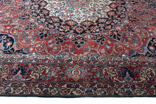 Close-up detail of 1930s Bakhtiar rug from Iran / Persia showing Wool weave