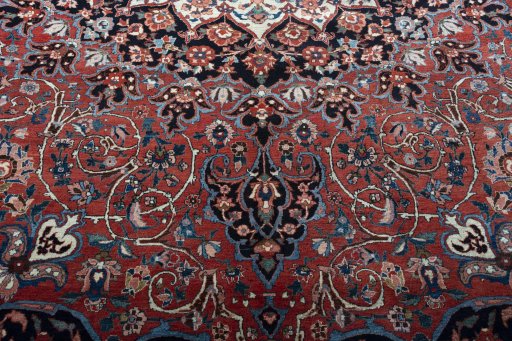 Close-up detail of 1930s Bakhtiar rug from Iran / Persia showing Wool weave