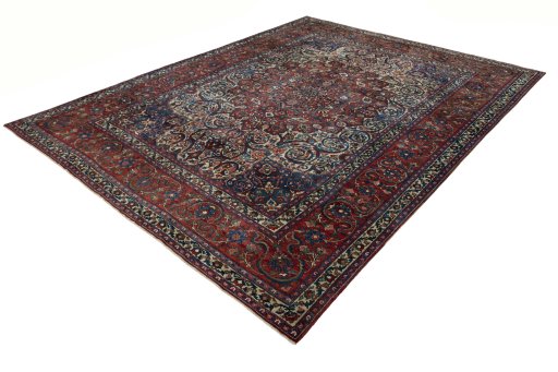 Corner detail of 1950s Bakhtiar rug showing border pattern and Wool pile