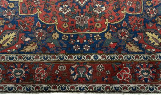 Close-up detail of 1930s Bakhtiar rug from Iran / Persia showing Wool weave