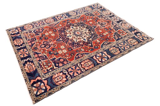 Corner detail of 2001s Bakhtiar rug showing border pattern and Wool pile