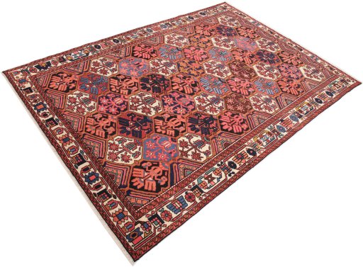 Corner detail of 1970s Bakhtiar rug showing border pattern and Wool pile