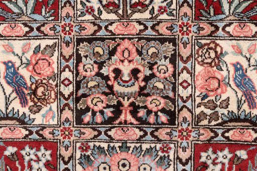 Close-up detail of 2000s Bakhtiar rug from Iran / Persia showing Wool weave