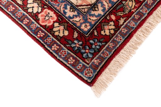 Central medallion detail of 2000s Bakhtiar rug from Iran / Persia